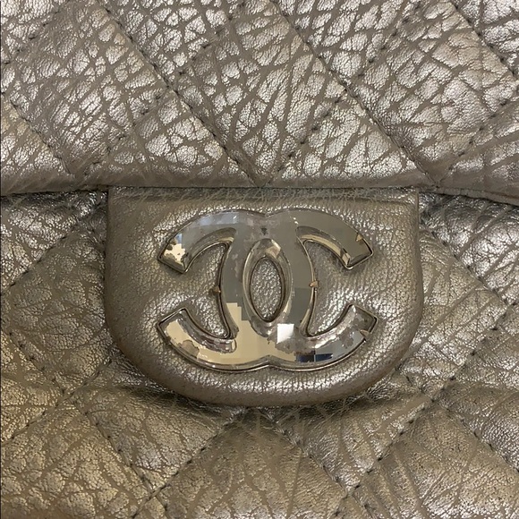 Crinkled Leather Single Flap Vintage Chanel - Picture 8 of 8